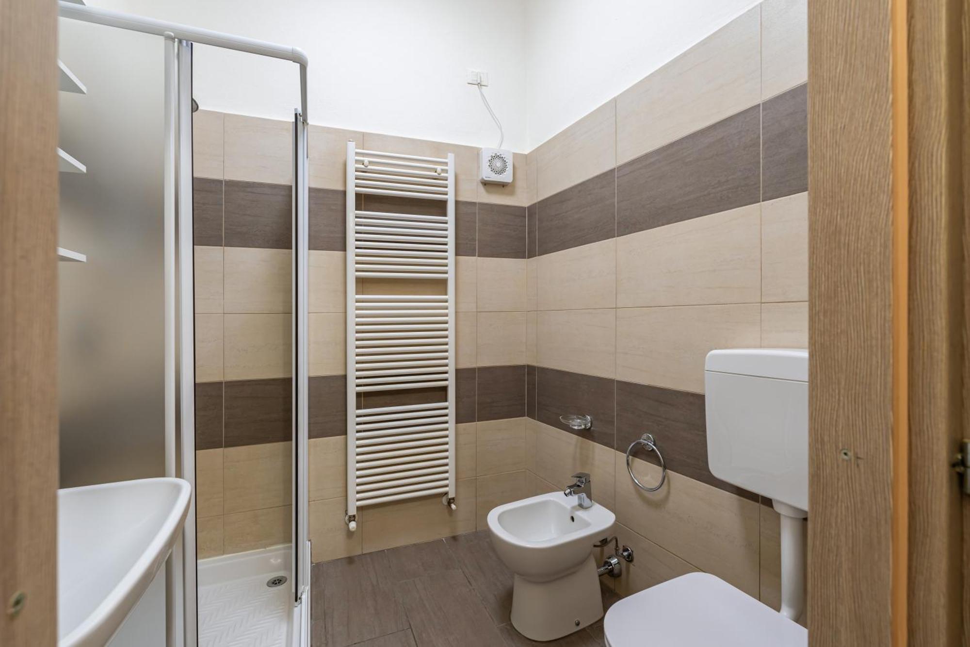 Casa San Faustino - Brescia Citycenter - By Host4U Exterior foto